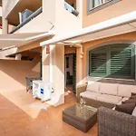 Cosy 2 Apartment